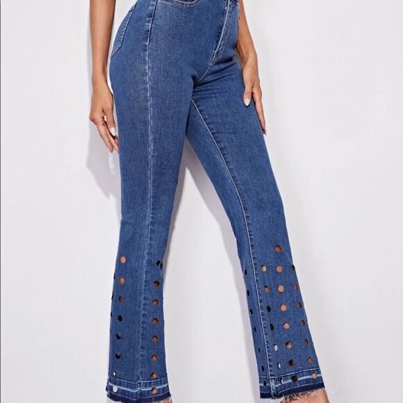 Cute Cut Out Flate Leg Jeans - Picture 5 of 6